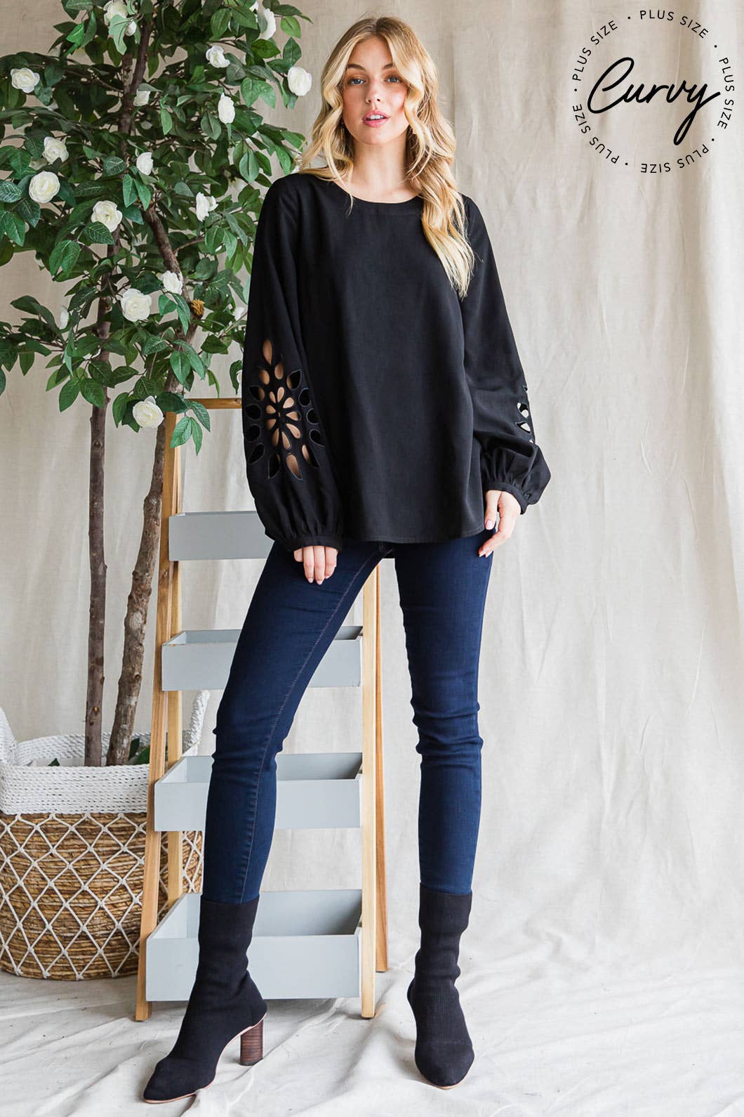 64599W_CURVY-Soft Woven Top W/ Embroidery Detailed Sleeve