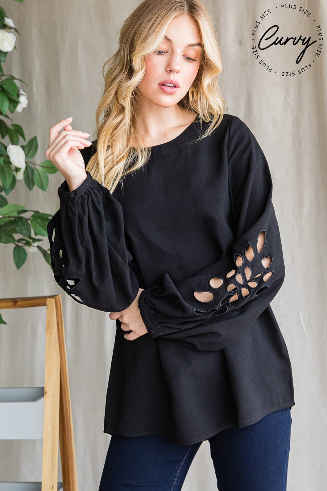 64599W_CURVY-Soft Woven Top W/ Embroidery Detailed Sleeve
