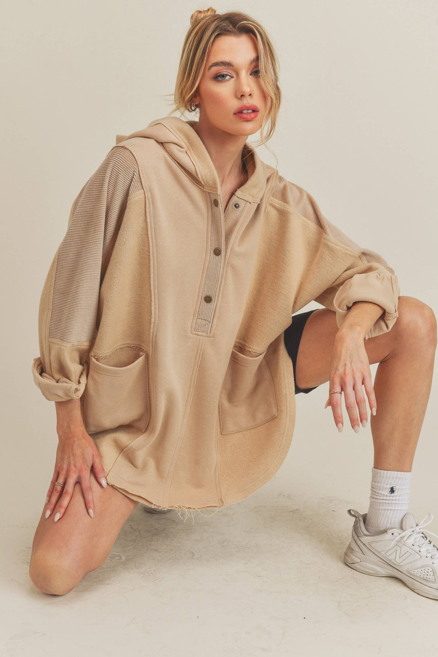 545AK Dove Pullover
