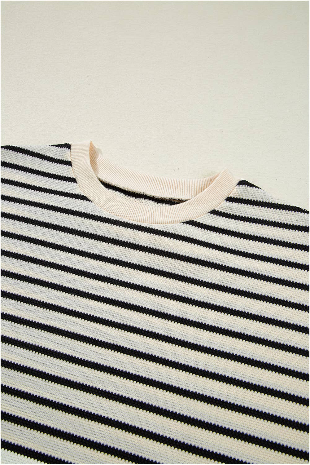 Striped Scallop Lace Trim Ruffle Sleeve Crewneck Top