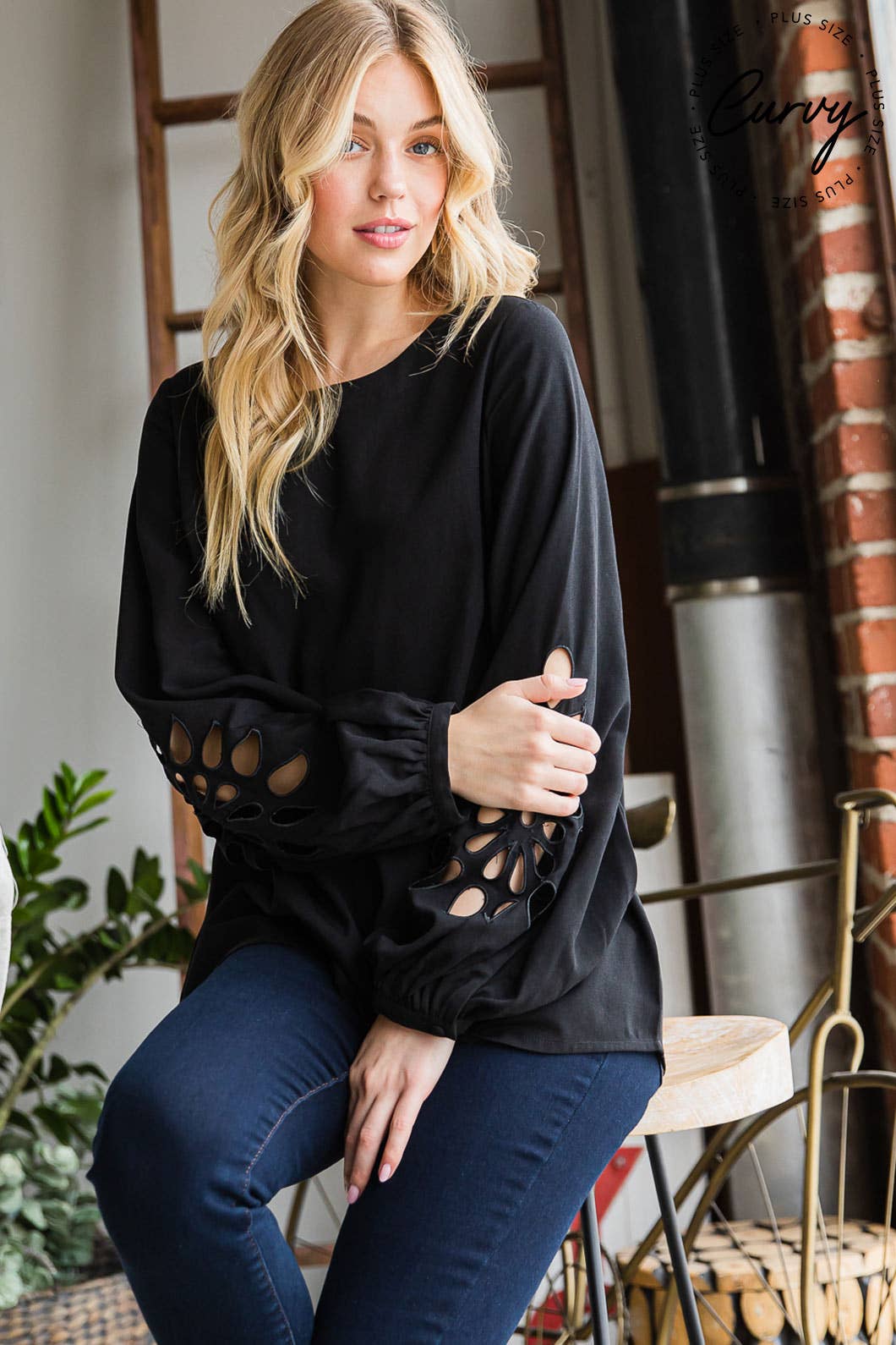 64599W_CURVY-Soft Woven Top W/ Embroidery Detailed Sleeve