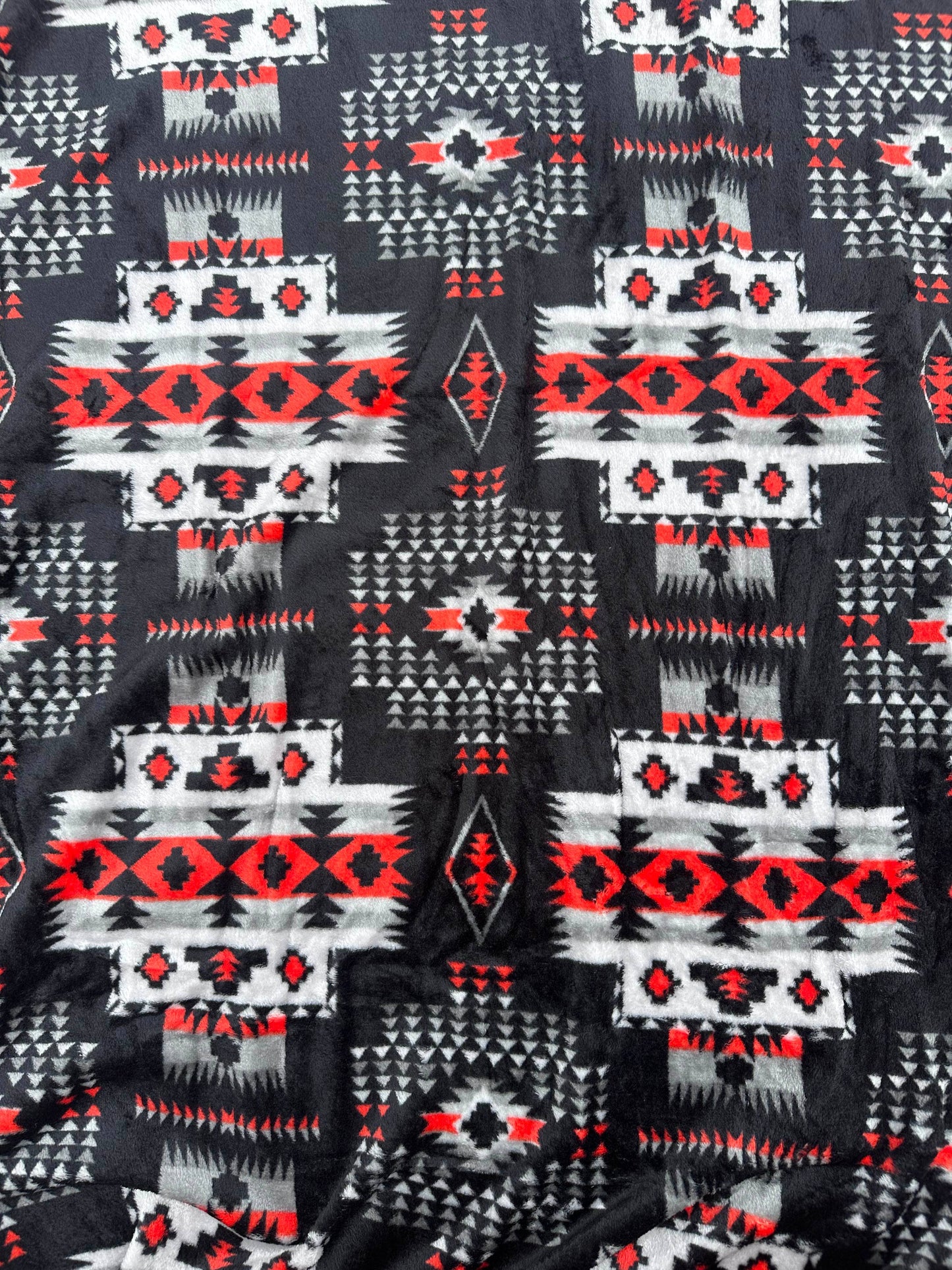 Black Aztec Super Plush Soft Queen Size Mid-Weight Blanket - Red