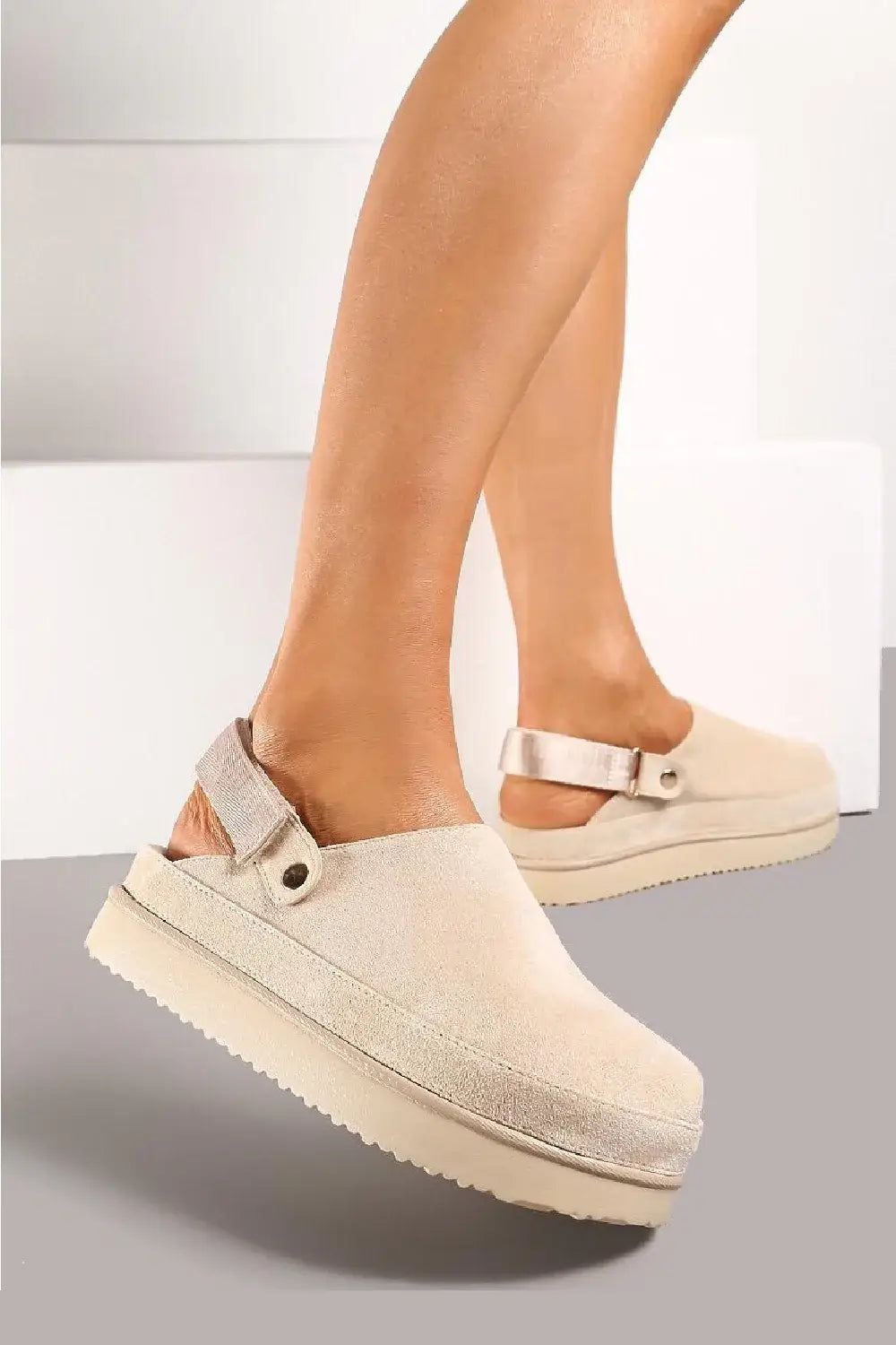 Women's Chunky Sling back Closed Toe Clogs