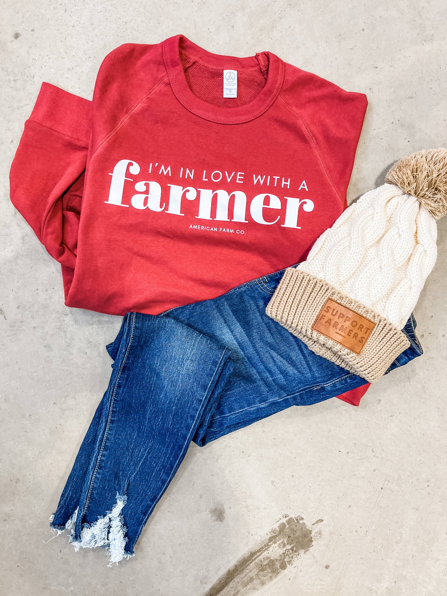 Graphic 'I'm in Love with a Farmer' Crewneck