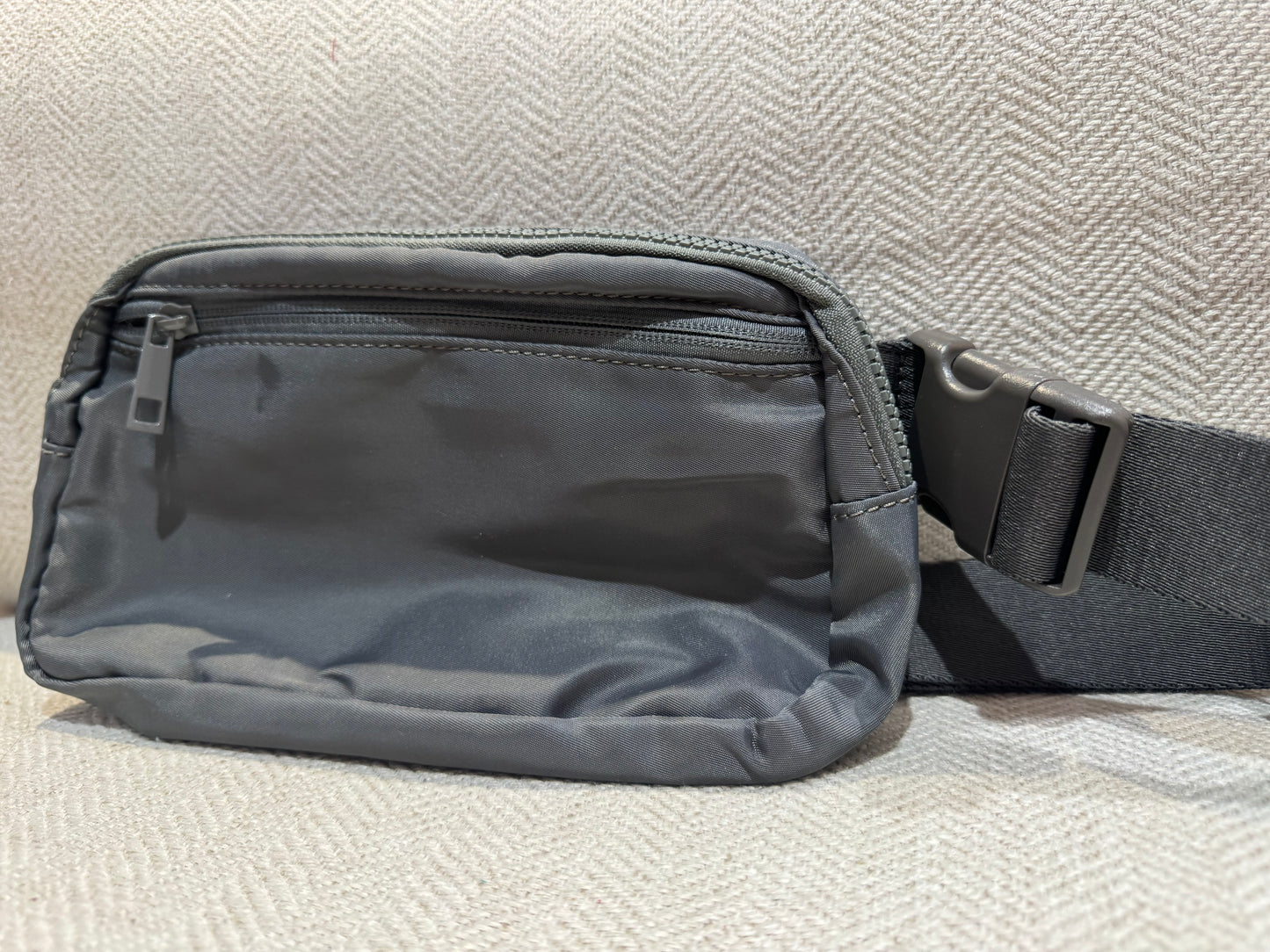 LeGlitz - Belt Bags -