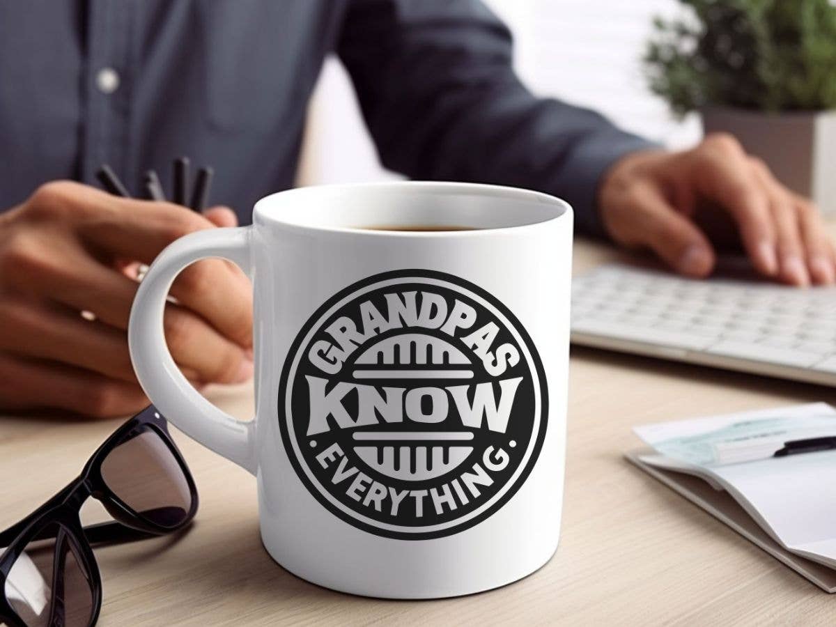 Grandpas Know Everything Father's Day 11 oz Coffee Mug