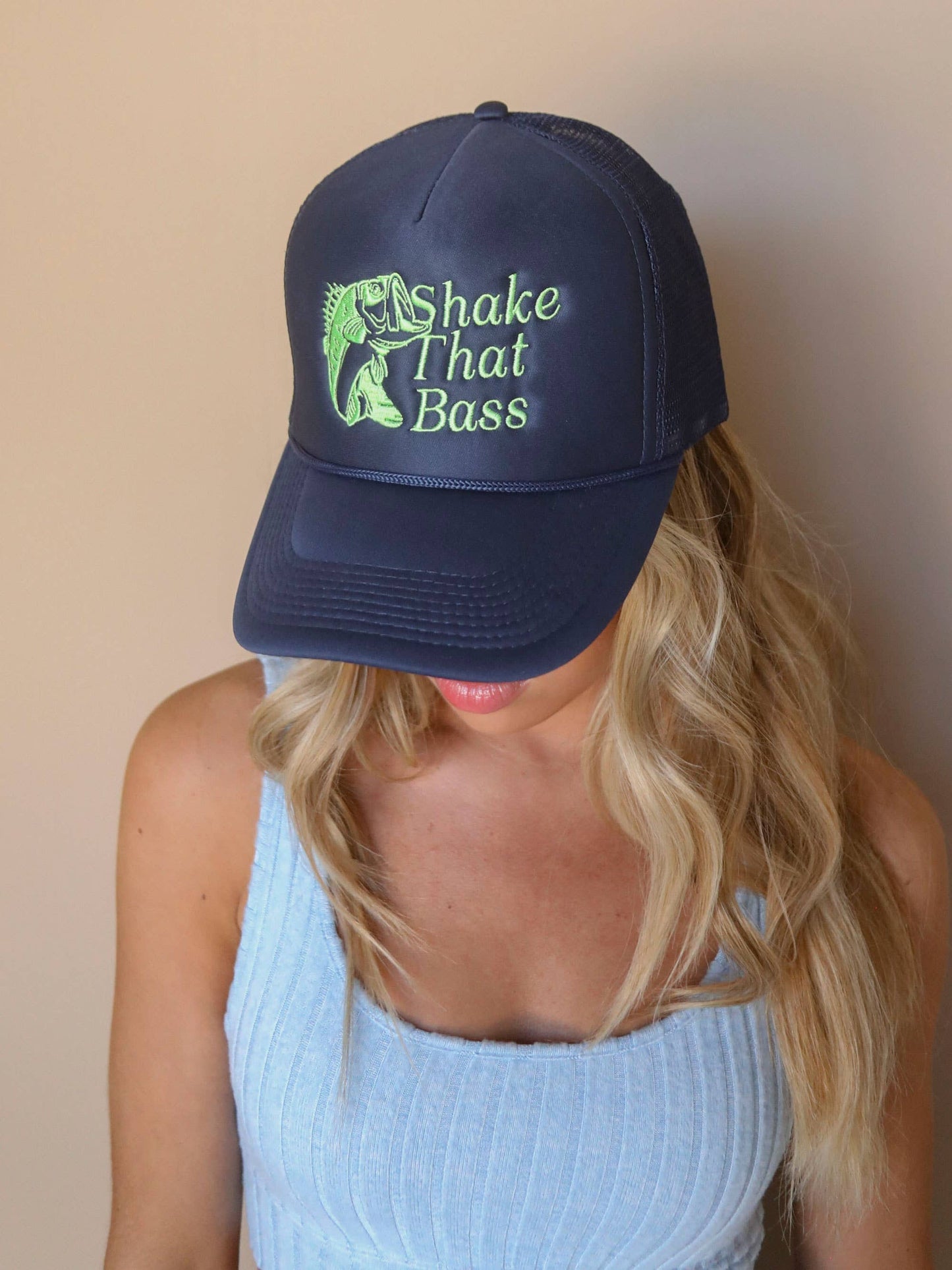 SHAKE THAT BASS TRUCKER HAT (NAVY)