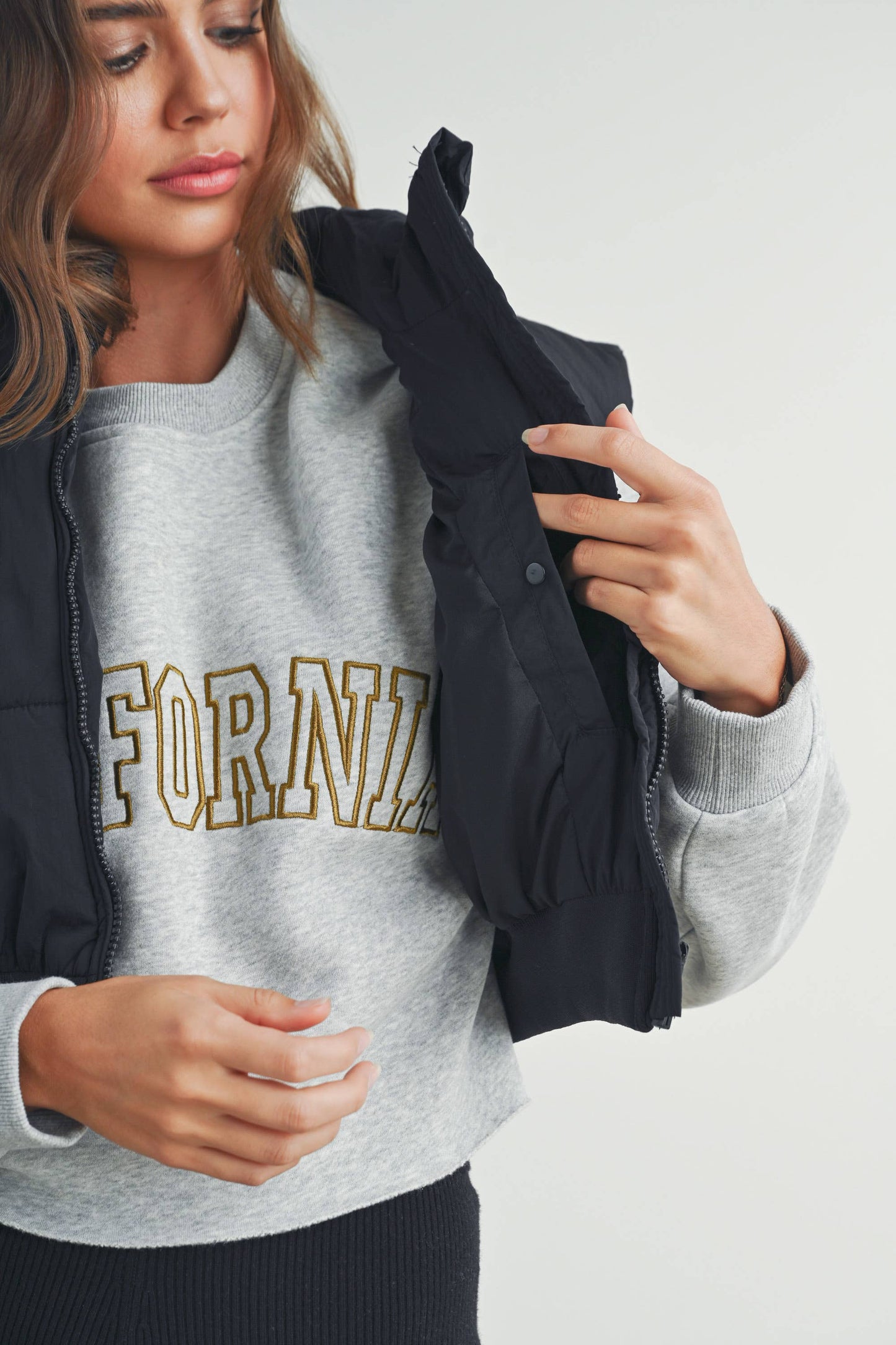 FALL ZIP-UP CROP PUFFER FALL VEST - BMJ7012