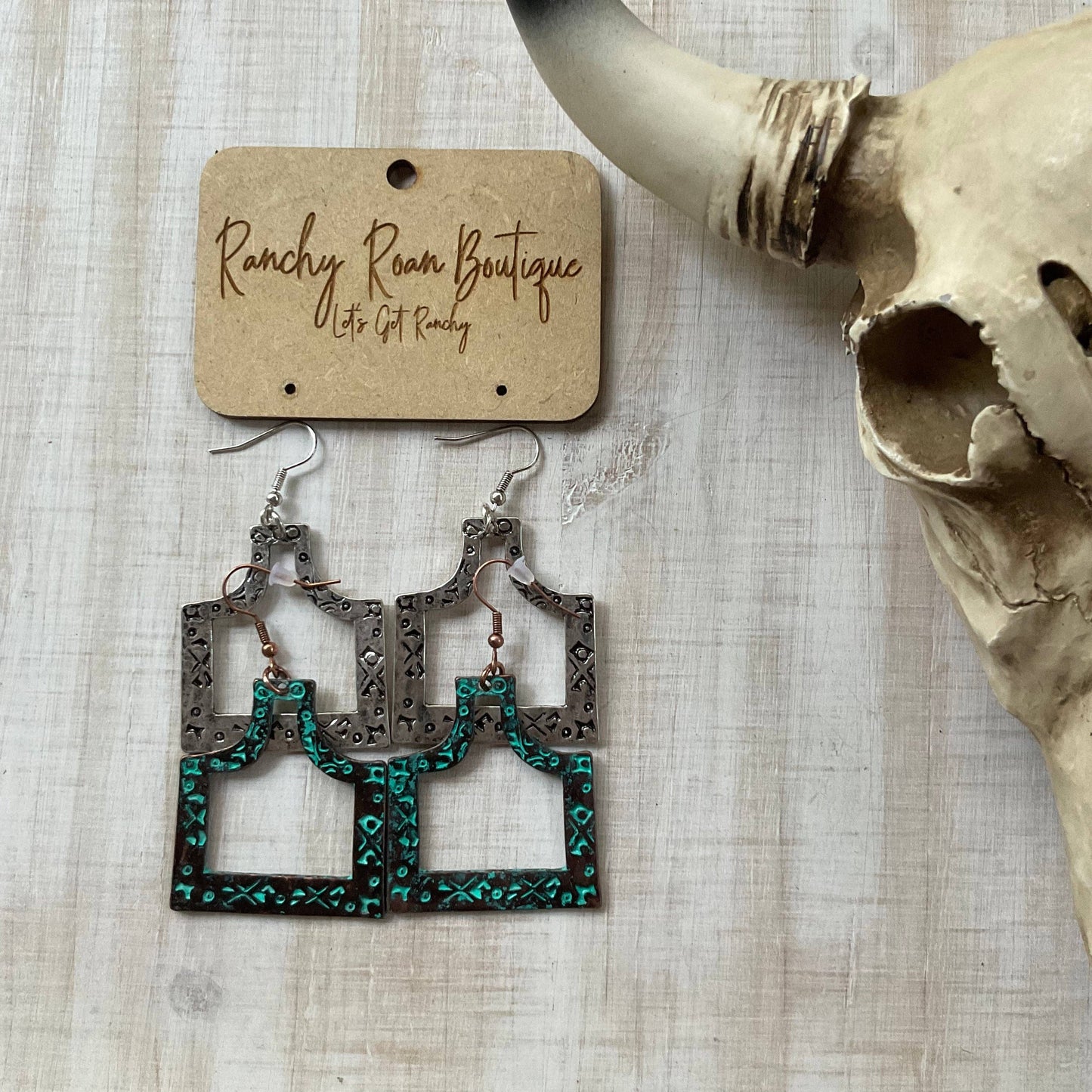 Western Cattle Tag Cutout