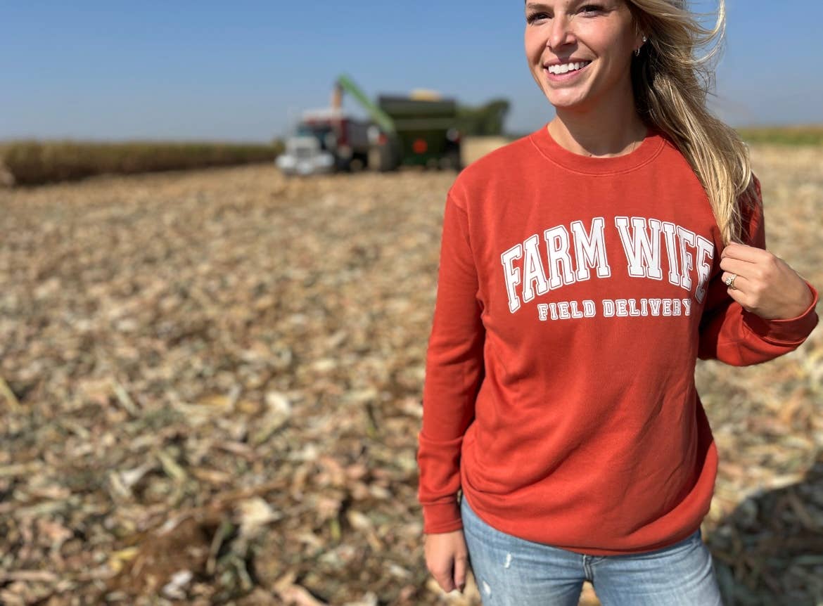 Western Farm Wife Field Delivery Rust Farm Crewneck