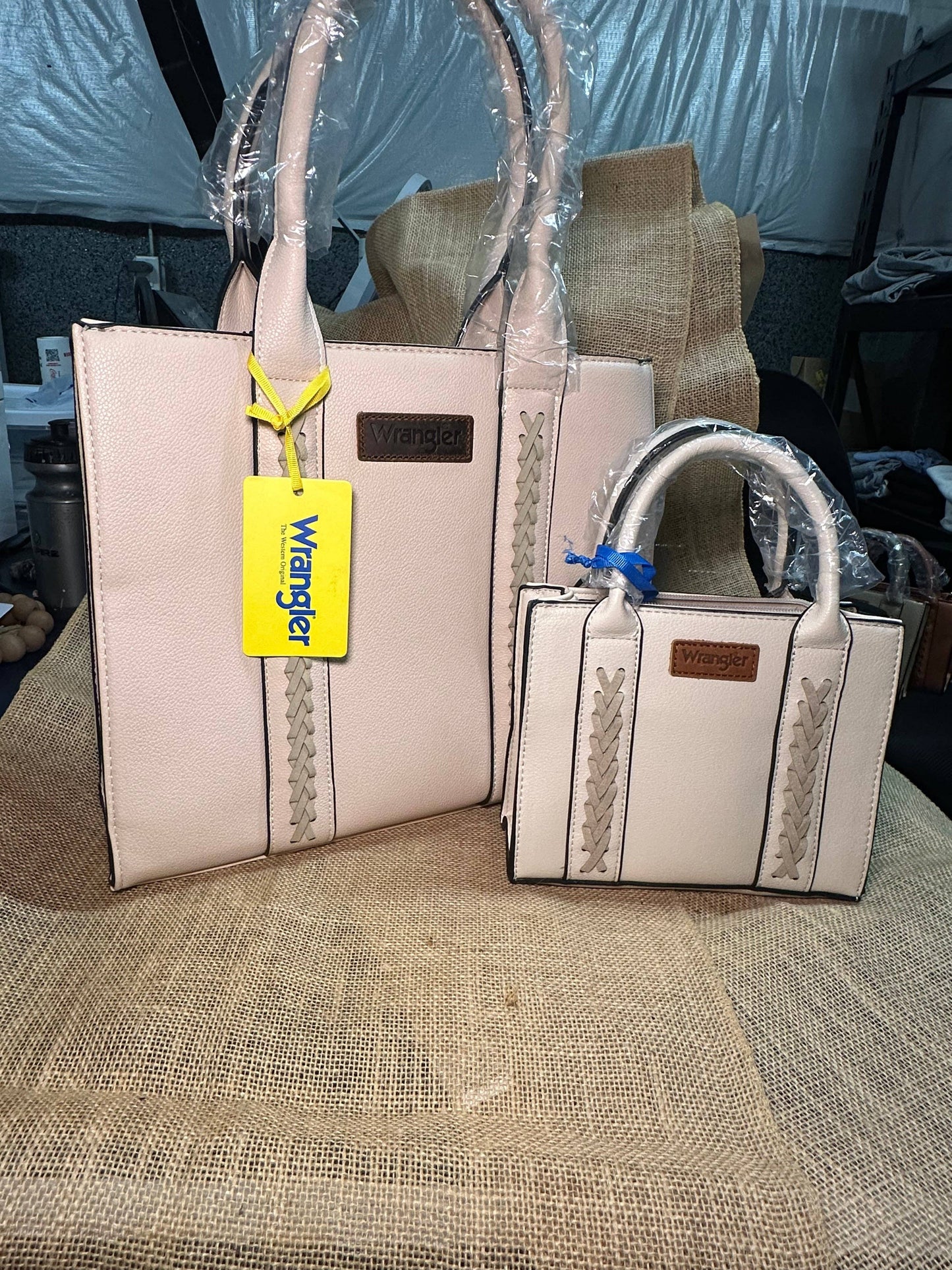 Wrangler Whipstitch Wristlet Wallet