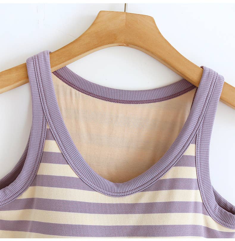 Contrast stripe scoop neck built-in bra tank top
