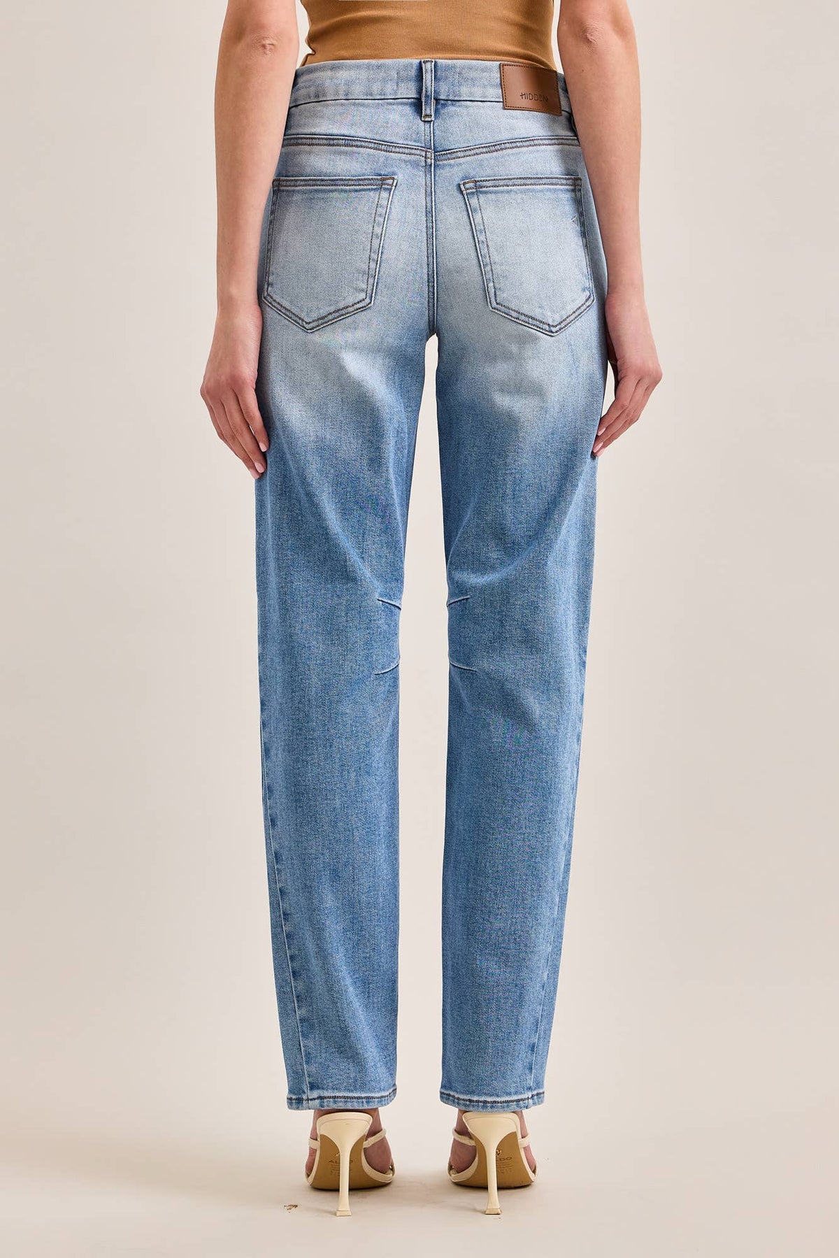 MOM JEANS