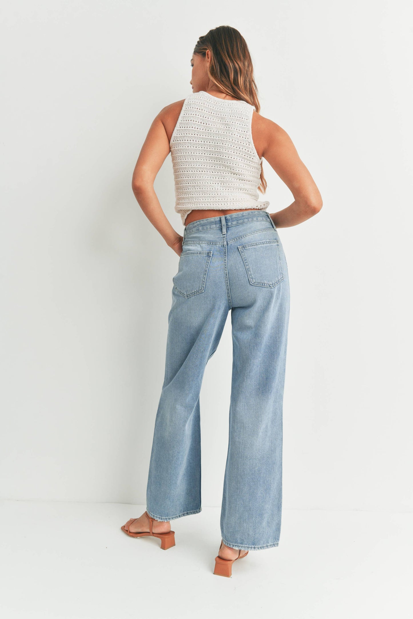 DP633N - LT - Minimal Distressed Skater