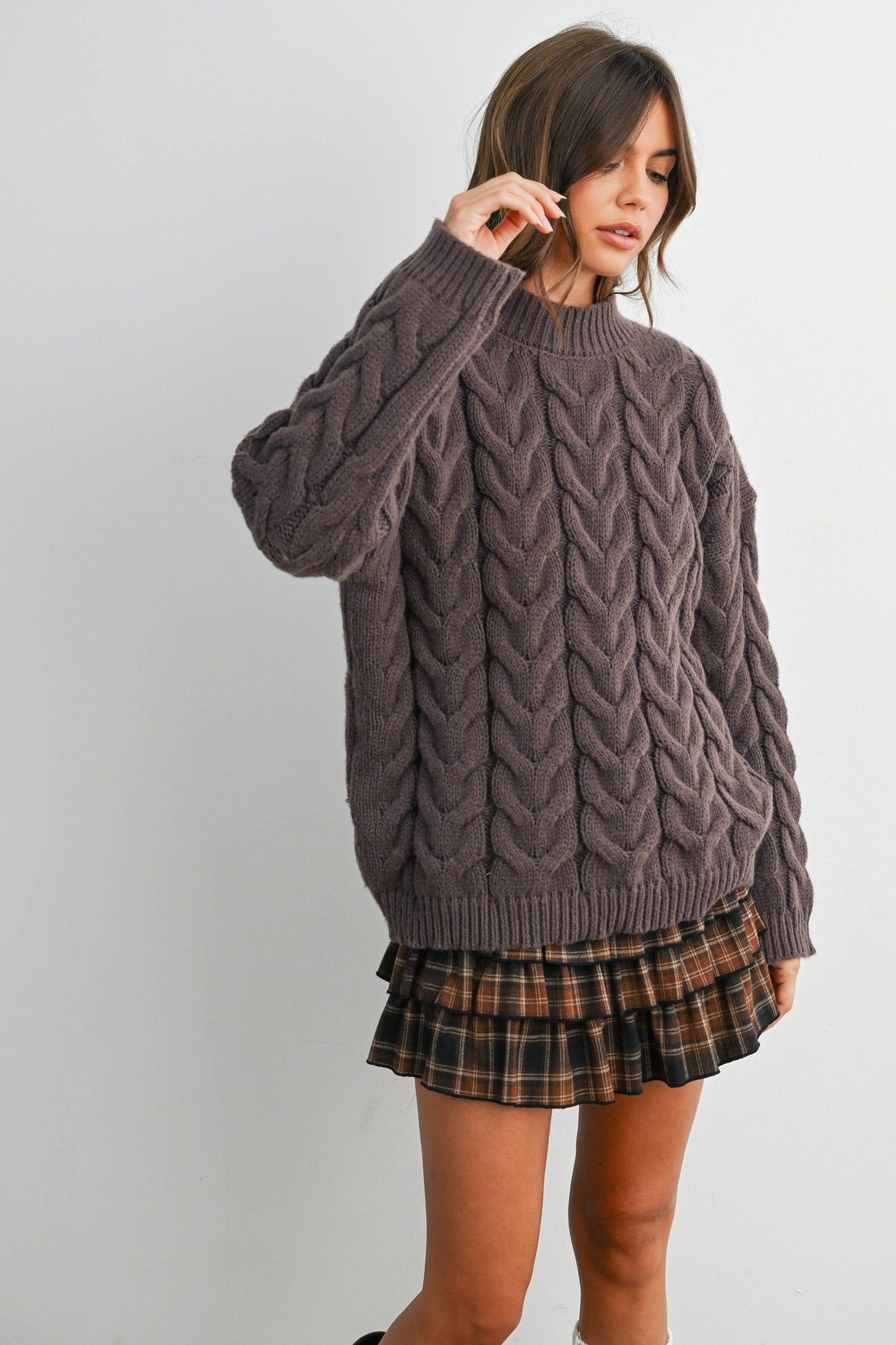 Cable-Knit Long Sleeve Sweater - BMW8100
