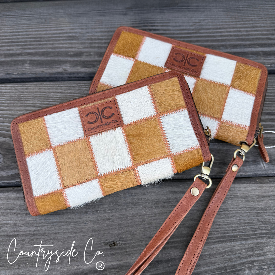 Stockdale Brown Checkered Cowhide Womens Wallet Wristlet
