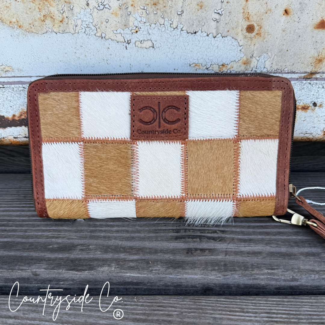 Stockdale Brown Checkered Cowhide Womens Wallet Wristlet
