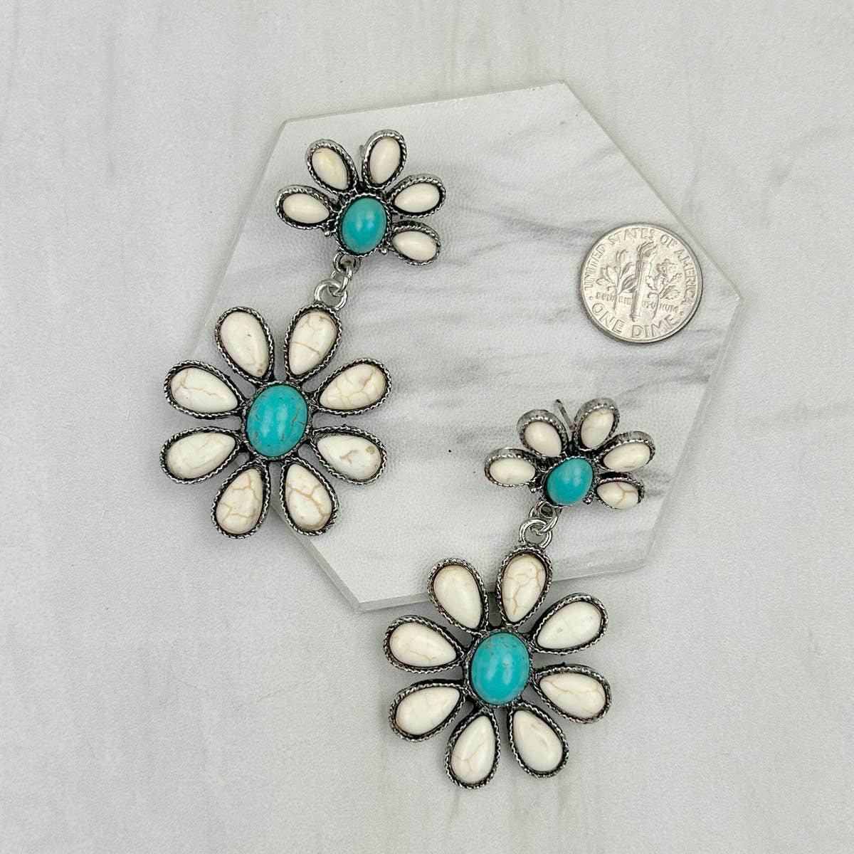 ER231217-33                          Silver metal with blue turquoise stone flower concho Earrings