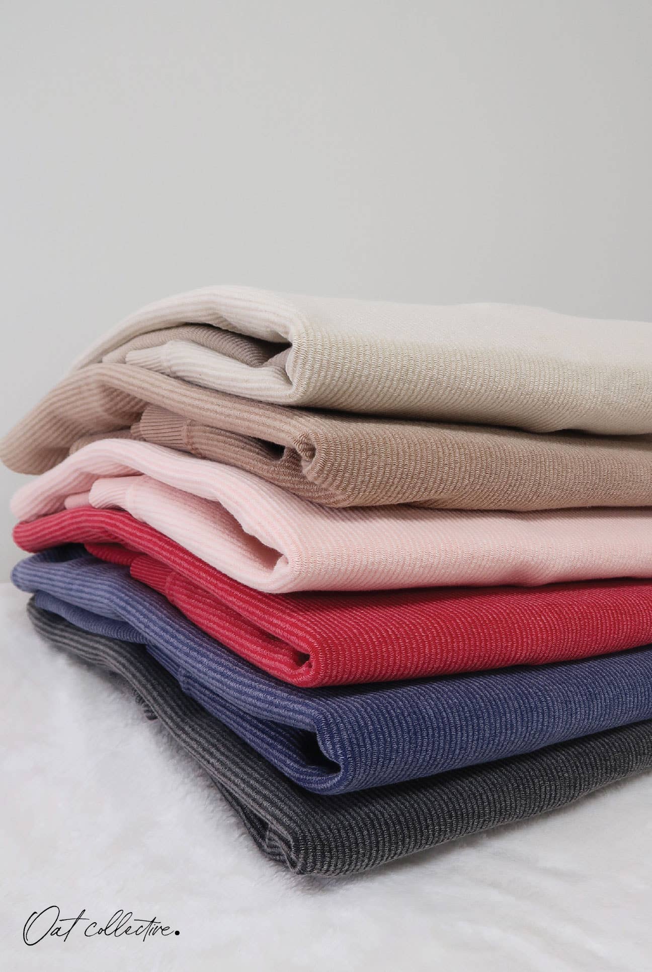 MAMA NECKLINE Cropped Thermal Vintage Pullover