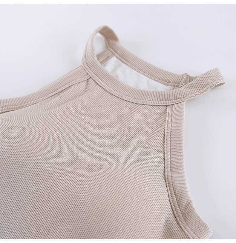 Laid back halter neck rib knit built-in bra tank top