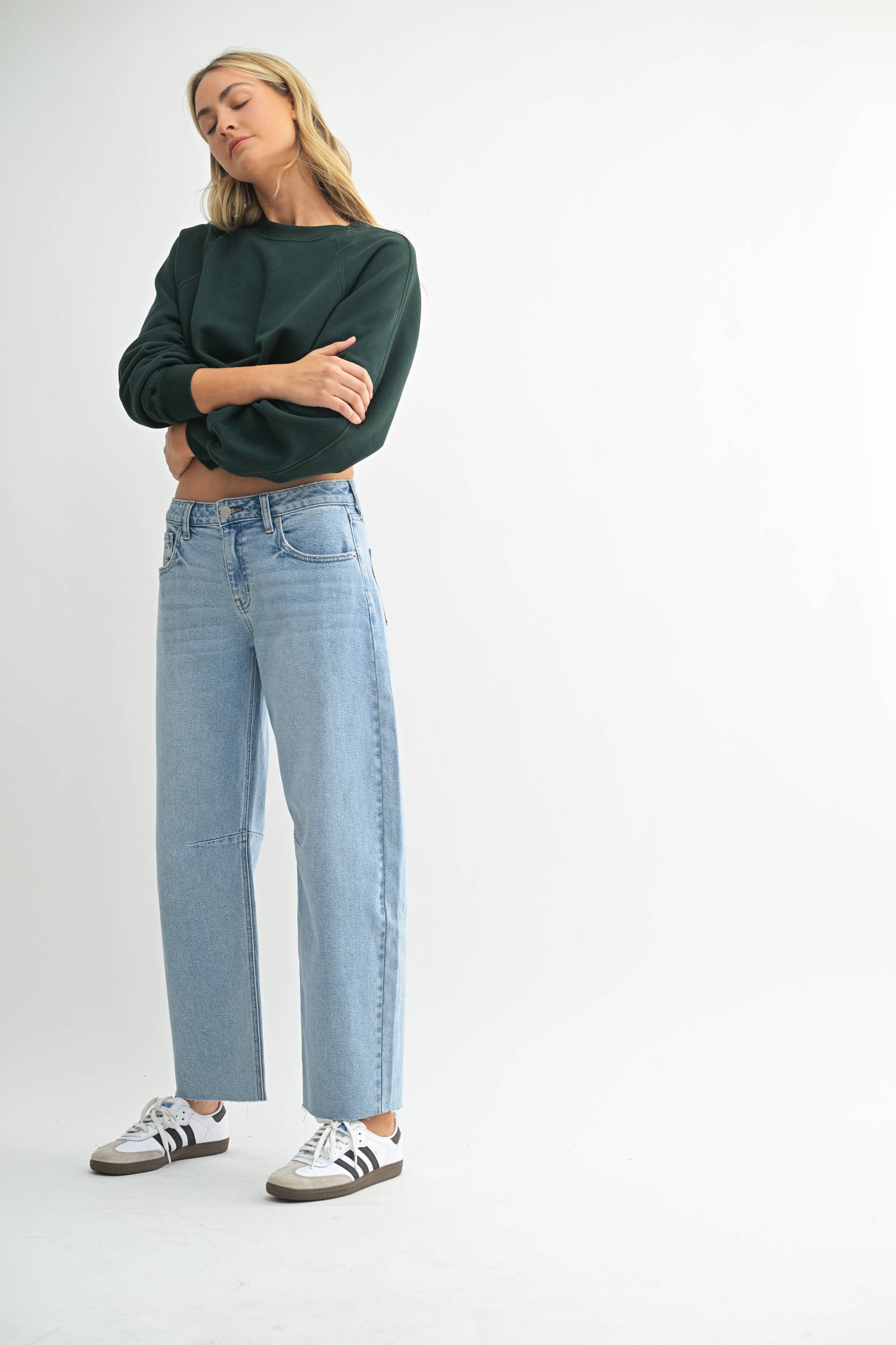 JP408 - LT - Mid Rise Barrel Jean