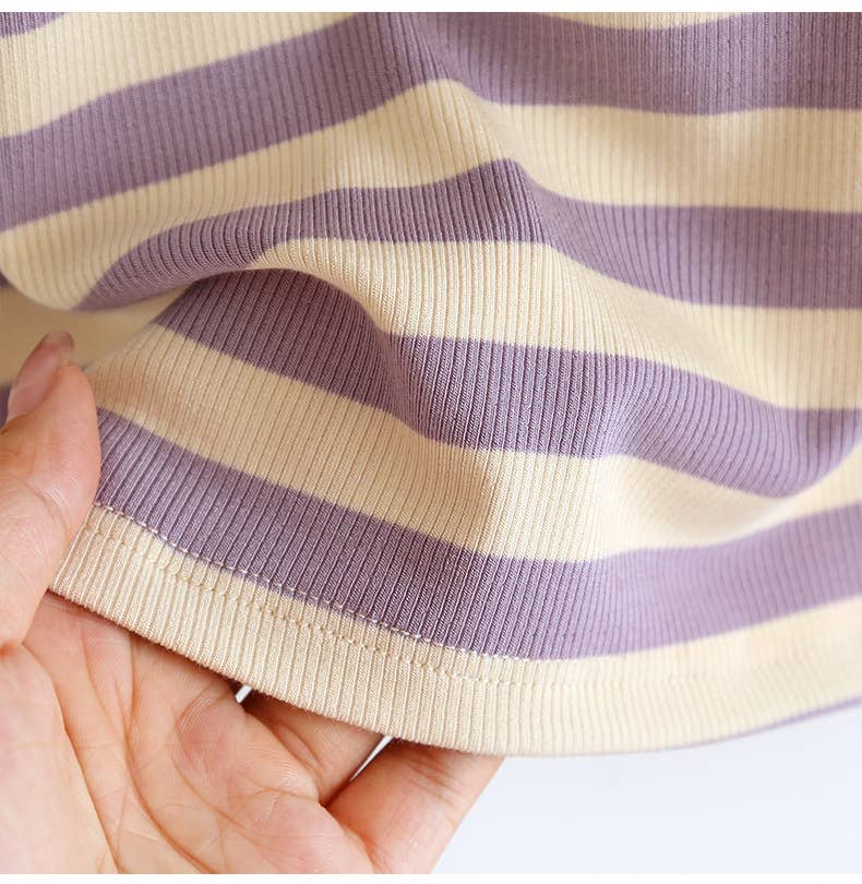Contrast stripe scoop neck built-in bra tank top
